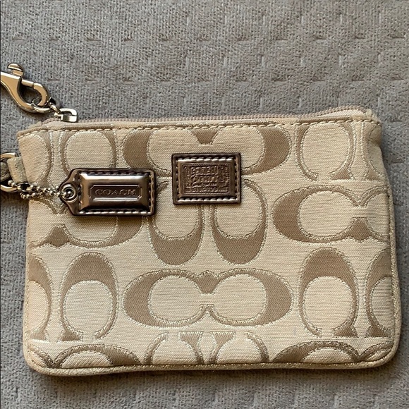 PERFECT/NEW condition Coach set - Picture 5 of 6